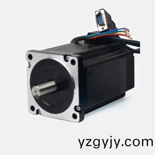 86係(xi)列1.8°兩相閉(bi)環(huán)步(bu)進(jin)電(dian)機(ji) 86係列1.8°兩(liang)相(xiang)閉環(huán)(huan)步(bu)進電機(ji)