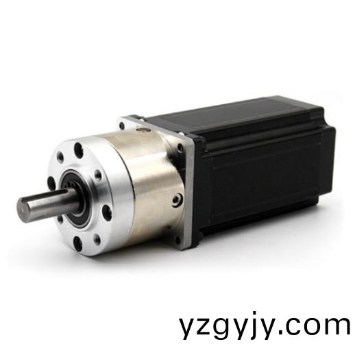 57係列(lie)閉(bi)環(huán)步(bu)進電機(ji)+齒(chi)輪箱(xiang) 57係列(lie)閉(bi)環(huán)步(bu)進電(dian)機+齒(chi)輪(lun)箱(xiang)